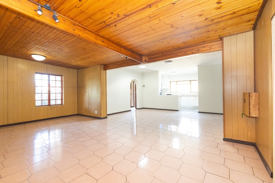 4 Bedroom Property for Sale in Ferndale Western Cape